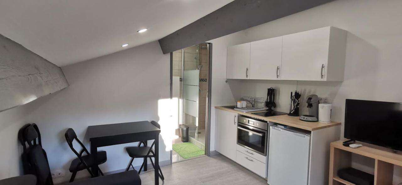 Appartements Et Studio Renoves En 2022, Intra Muros Авиньон Экстерьер фото