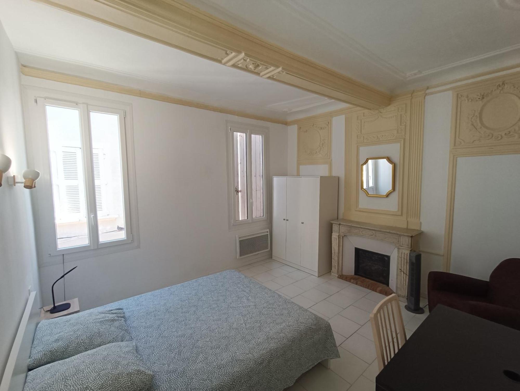 Appartements Et Studio Renoves En 2022, Intra Muros Авиньон Экстерьер фото