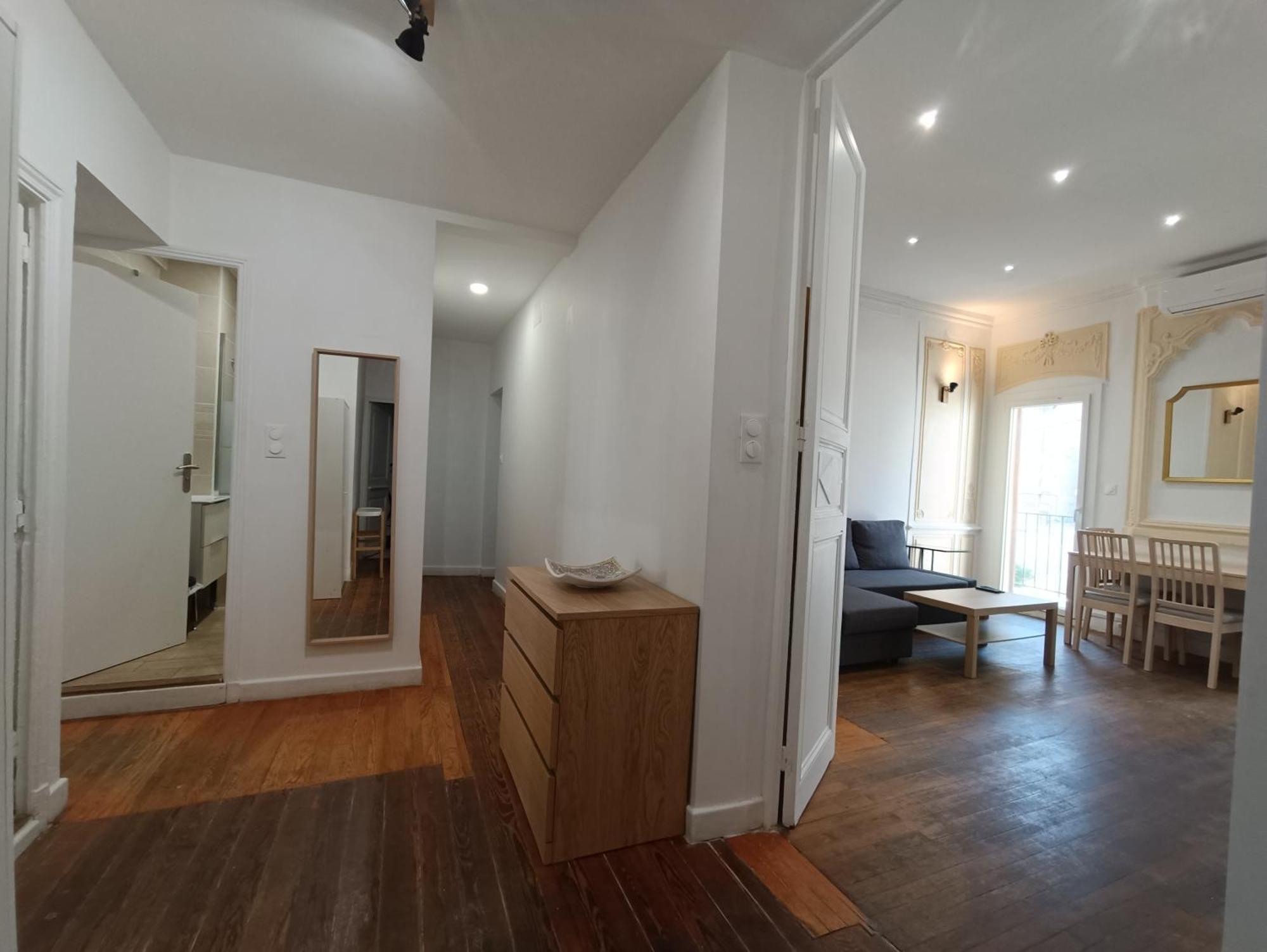 Appartements Et Studio Renoves En 2022, Intra Muros Авиньон Экстерьер фото